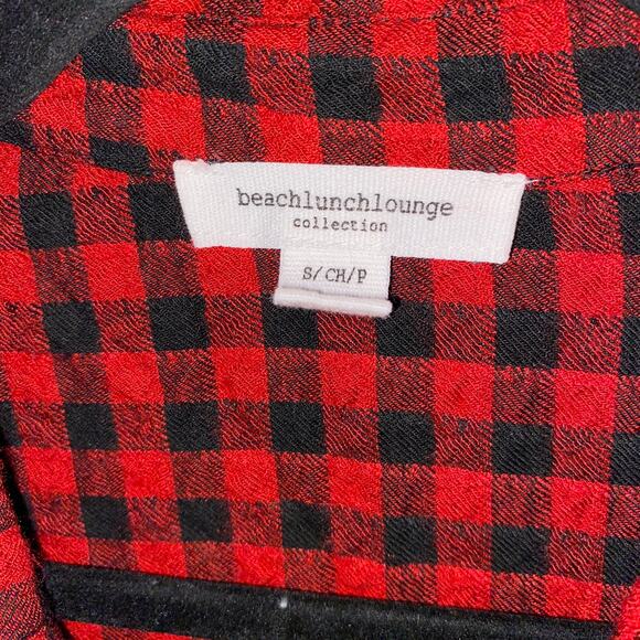 BeachLunchLounge Red Buffalo Plaid Elliott Button Down Shirt Women's Size Small - Picture 5 of 7
